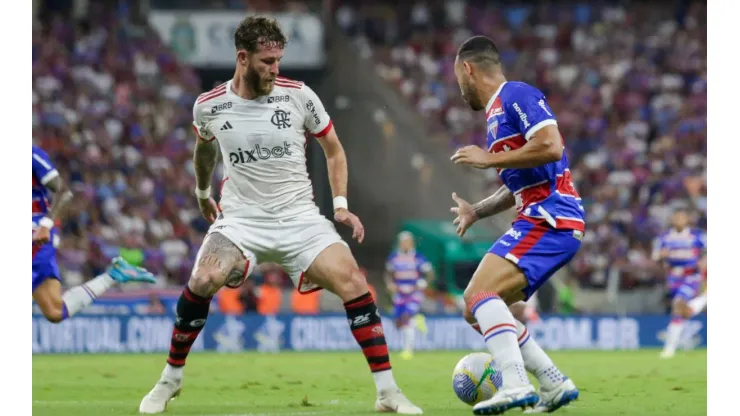 Léo Pereira jogador do Flamengo durante partida contra o Fortaleza pelo Campeonato Brasileiro A 2024. Foto: Lucas Emanuel/AGIF