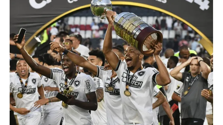 Botafogo campeão da Copa Libertadores 2024.