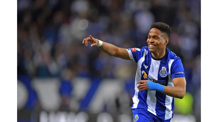 28th April 2024: Dragon Stadium, Lisbon, Porugal. Portugues league football Porto versus Sporting: Wendell of Porto, celebrates the goal from team mate Pepe PUBLICATIONxNOTxINxUK ActionPlus12636783 DanielxCastro