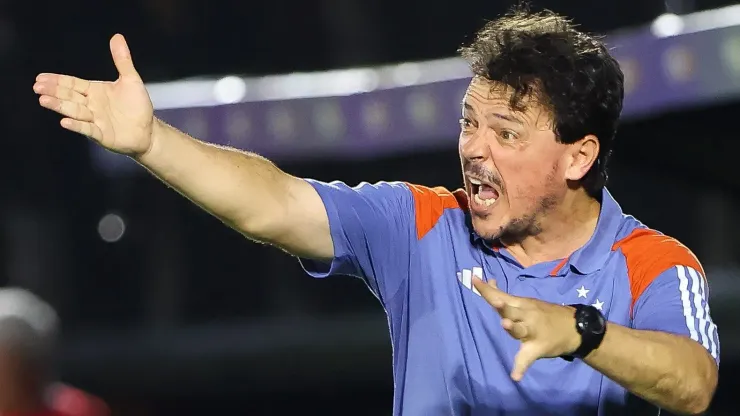 Fernando Diniz  técnico do Cruzeiro, durante partida contra o Bragantino. Foto: Joisel Amaral/AGIF
