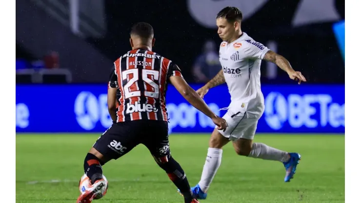 Santos x São Paulo pelo Campeonato Paulista 2025. Foto: Marcello Zambrana/AGIF