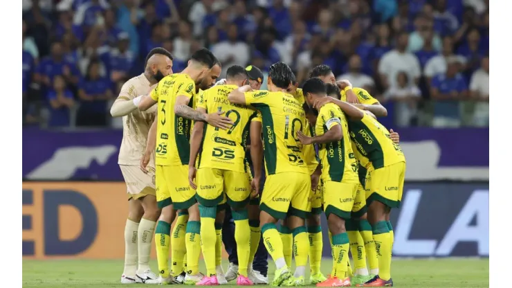 Equipe do Mirassol em partida pelo Campeonato Brasileiro A 2025. Foto: Gilson Lobo/AGIF