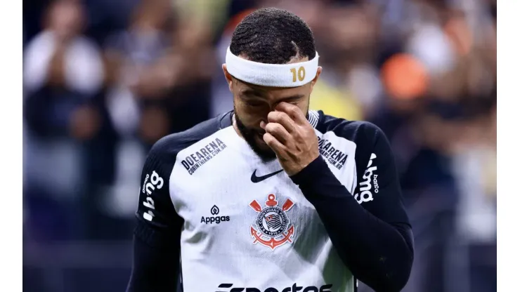 Memphis Depay segue se recuperando de lesão. Foto: Marcello Zambrana/AGIF