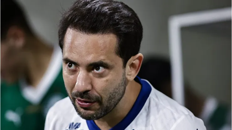 Everton Ribeiro ex-Flamengo e Cruzeiro, decide onde irá jogar por R$ 1,2 milhão mensal