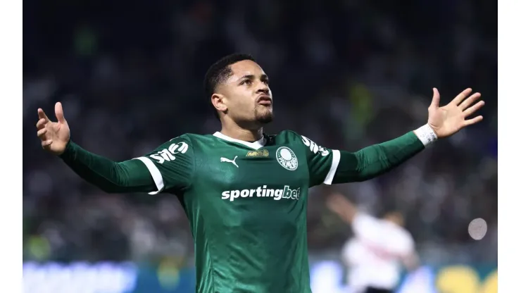 Vitor Roque, atacante do Palmeiras. Foto: Marcello Zambrana/AGIF