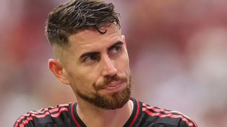 Jorginho desabafa contra arbitragem e enxerga Flamengo prejudicado no Brasileirão Betano: “São episódios muito claros”