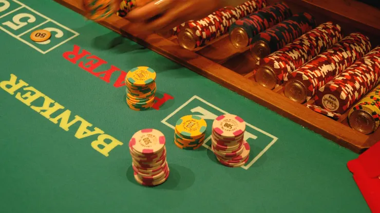 Baccarat Online en Casinos en Chile: Todo lo que necesitas saber