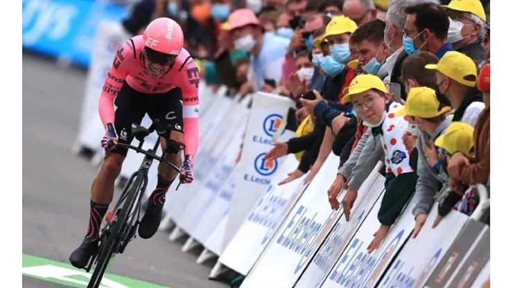 Urán sigue en el Top 10 del Tour ante otro show de Cavendish al sprint