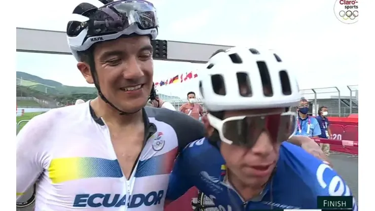 Son como hermanos: Rigo llena de elogios a su amigo Carapaz tras el oro en Tokio