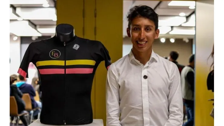 Lluvia de críticas a Egan Bernal luego de presumir su afinidad política en redes