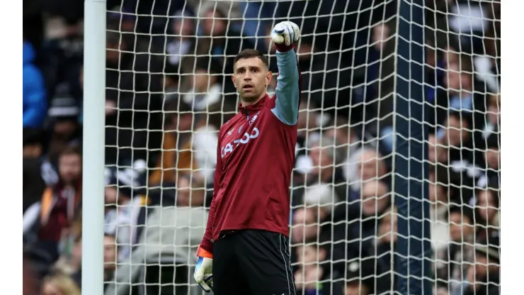 Tottenham Hotspur v Aston Villa - Premier League
