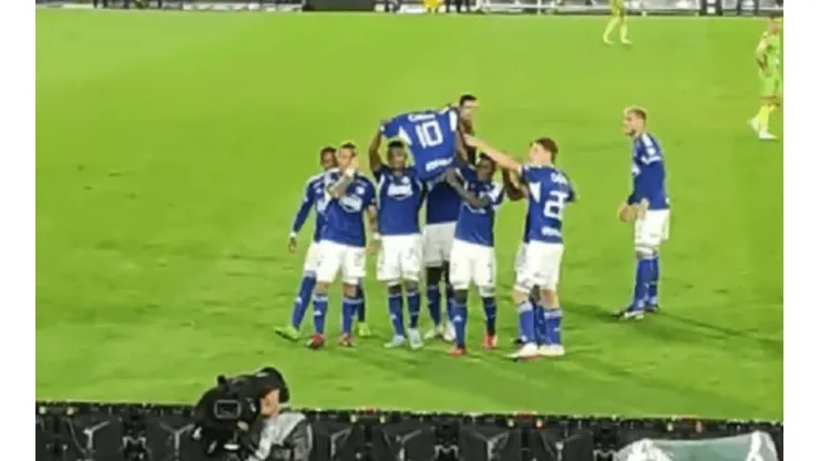 Inolvidable: tras el gol de Cortés, Millonarios le rindió homenaje a Cataño