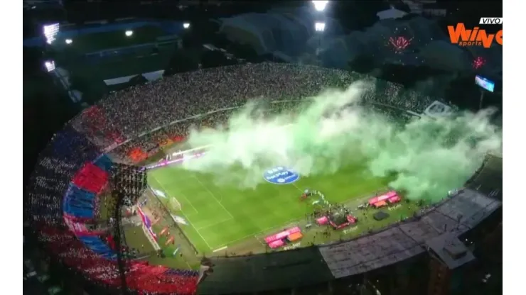 Apoteósico recibimiento de la hinchada de Atlético Nacional en el clásico