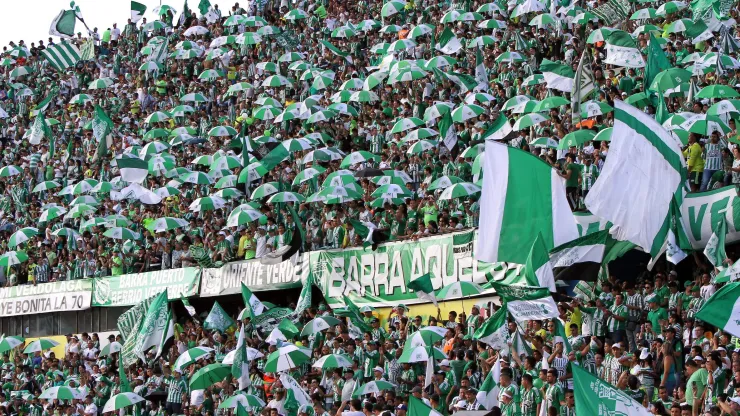 La barra 'Los Del Sur' le manda un mensaje directo a Millonarios en la previa de la final de Liga contra Atlético Nacional.
