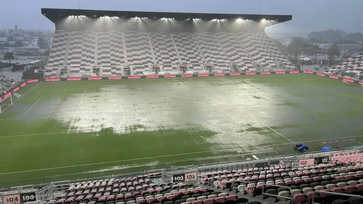 Impresionante aguacero en Fort Lauderdale forzó la suspensión de Nacional vs. Millonarios.
