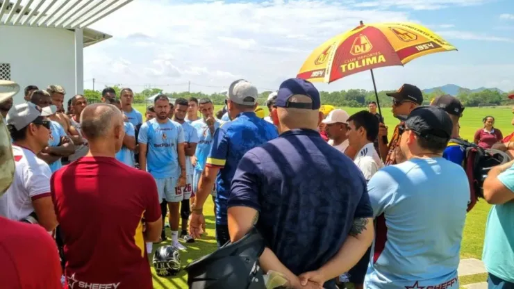 Jeison Lucumí se enfrentó con hinchas del Deportes Tolima por reclamos