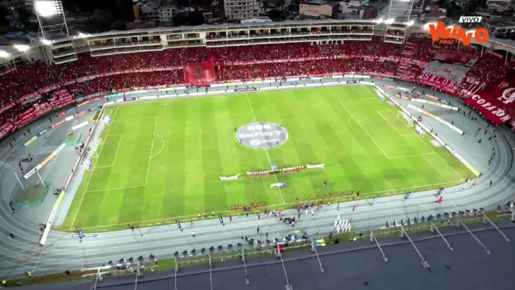 Show de la hinchada del América de Cali en el Pascual Guerrero previo al clásico vallecaucano.
