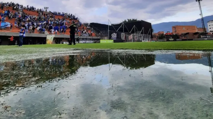 Un suceso más que lamentable se ha presentado en el Envigado vs. Millonarios, y las críticas contra la Dimayor no paran. Foto: Oficial Millonarios.
