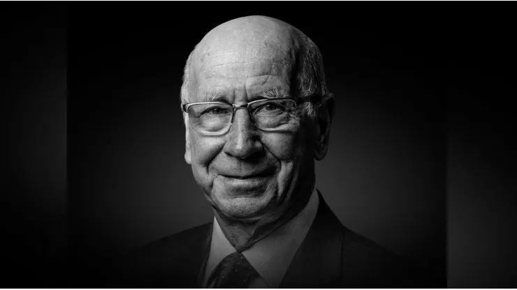 Sir Bobby Charlton, leyenda del fútbol de Inglaterra y del Manchester United.
