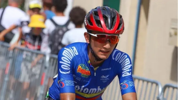 Santiago Umba, ciclista colombiano.
