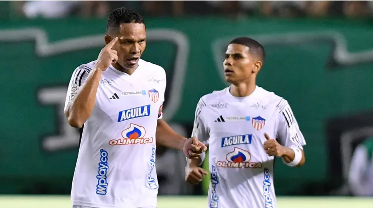 Con doblete de Carlos Bacca, Junior derrotó a Deportivo Cali en la Fecha 5 de los cuadrangulares.
