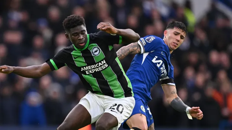 Carlos Baleba de Brighton y Enzo Fernandez de Chelsea
