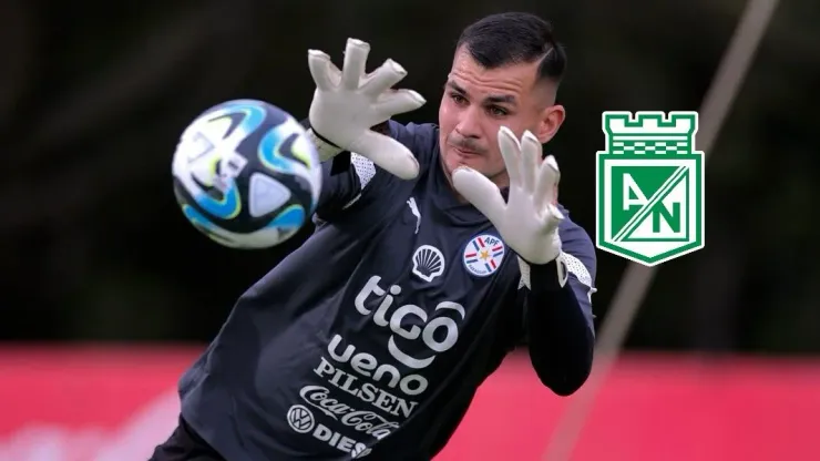 Santiago Rojas entrenando con la Selección de Paraguay.
