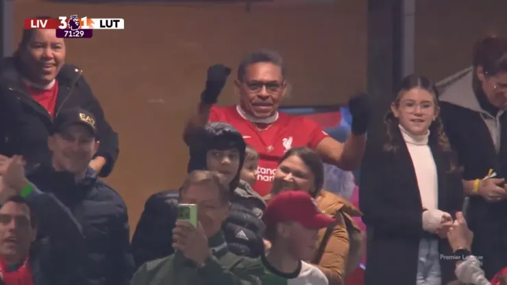 La hermosa celebración del papá de Luis Díaz tras el gol con Liverpool