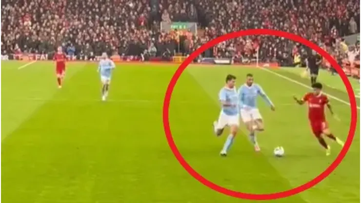 La jugadota de Luis Díaz ante el Manchester City vista desde la tribuna