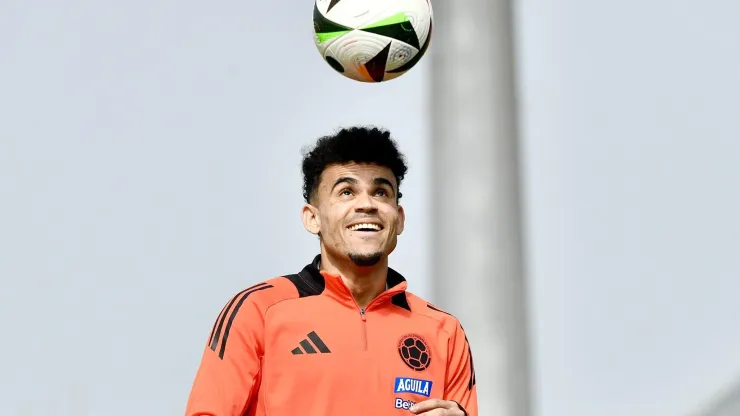 Luis Díaz en el entrenamiento de la Selección Colombia.
