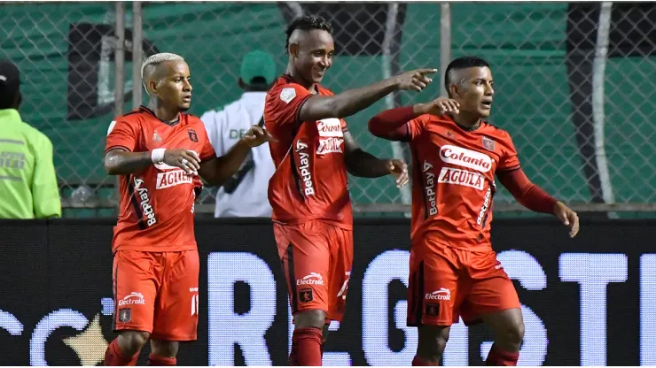 Nilson Castrillón abrió el marcador a favor de América en el clásico caleño.
