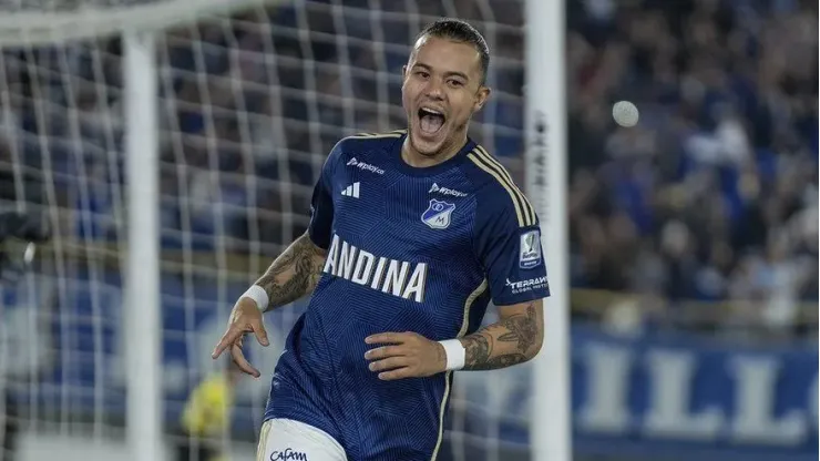 Leonardo Castro celebra el primer gol contra Junior.
