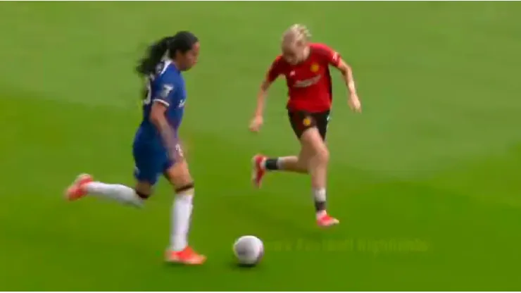 La gran jugada de Mayra Ramírez en el tercer gol del Chelsea al Manchester United.
