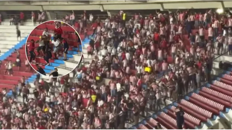 Hinchas del Junior en el estadio Metroplitano de Barranquilla.
