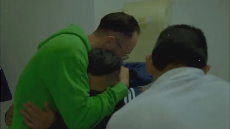 David Ospina abraza a Falcao.
