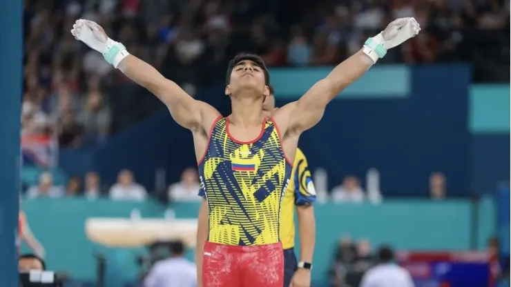 Ángel Barajas, gimnasta colombiano.
