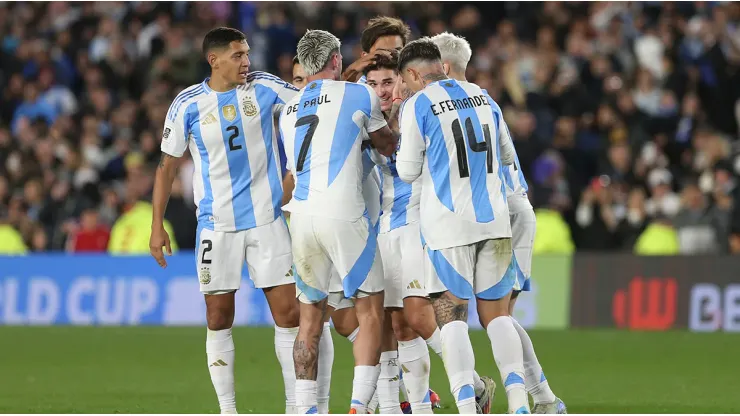 La Selección Argentina goleó a Chile en la Fecha 7 de las Eliminatorias.
