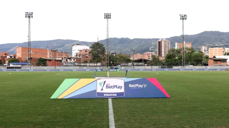 Envigado F.C. y La Equidad durante la fecha 1 de la Liga BetPlay DIMAYOR II 2024.
