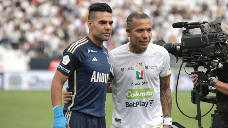 Radamel Falcao de Millonarios y Dayro Moreno del Once Caldas en la fecha 9 de la Liga BetPlay DIMAYOR II 2024.
