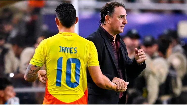 James Rodríguez y Néstor Lorenzo, en la final de la Copa América 2024.
