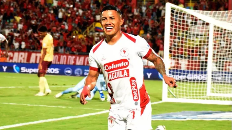 Cristian Barrios vs. Deportes Tolima.
