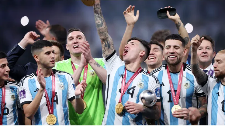 Argentina celebra la obtención de la Copa del Mundo en Qatar 2022.
