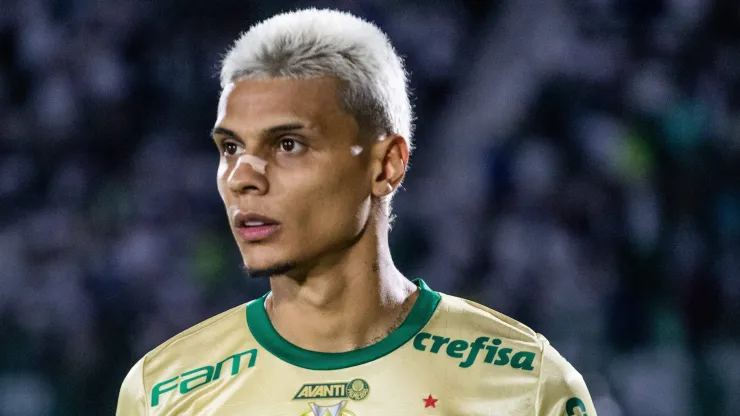 Richard Ríos con Palmeiras ante Cuiabá.
