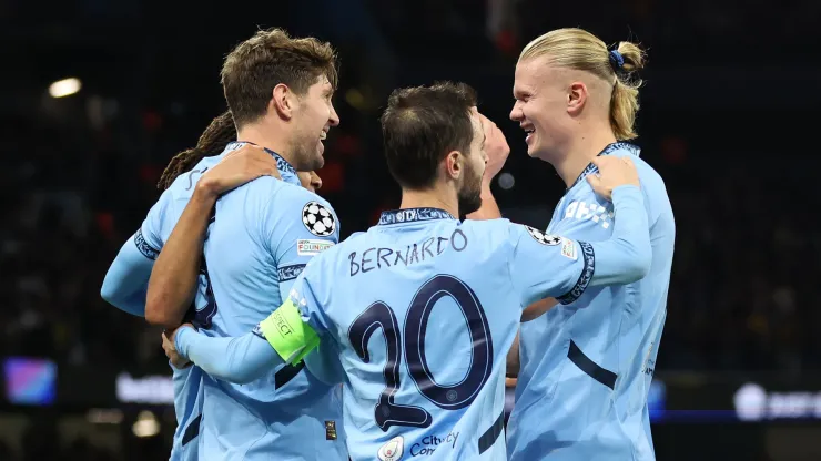 Los jugadores de Manchester City, a puro festejo.
