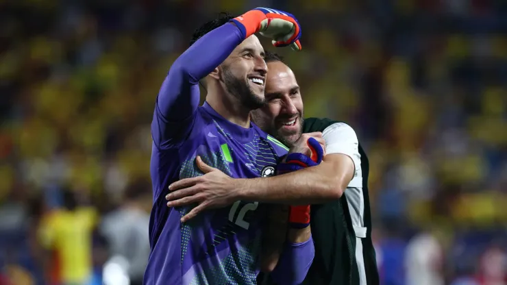 Los arqueros de Colombia celebran el pasaje a la final de la última Copa América tras eliminar a Uruguay.
