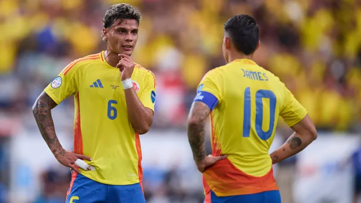 Richard Ríos y James con Colombia.
