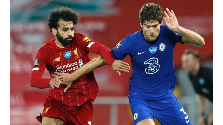 Chelsea vs Liverpool: Mohamed Salah of Liverpool (left) and Marcos Alonso of Chelsea battle for the ball (Getty).
