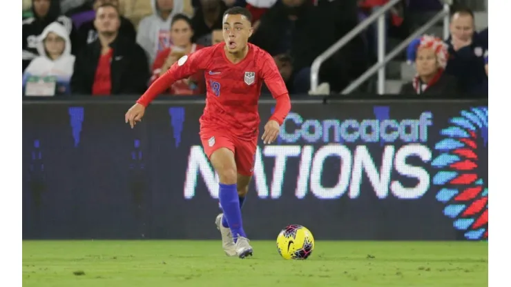 Sergiño Dest is set to make a move to Barcelona. (Getty)
