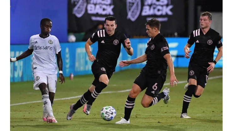 Will Trapp (#6) of Inter Miami CF defends the kick from Jamiro Monteiro (left) of Philadelphia Union (Getty).
