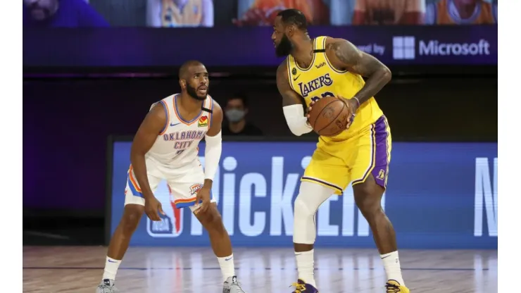 Chris Paul guarding LeBron James in the bubble. (Getty)
